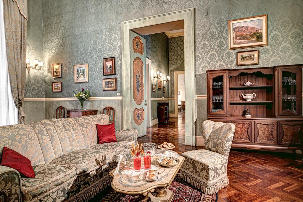 Arthouse Lady Marys Tribunali Luxury Suite Неаполь Экстерьер фото